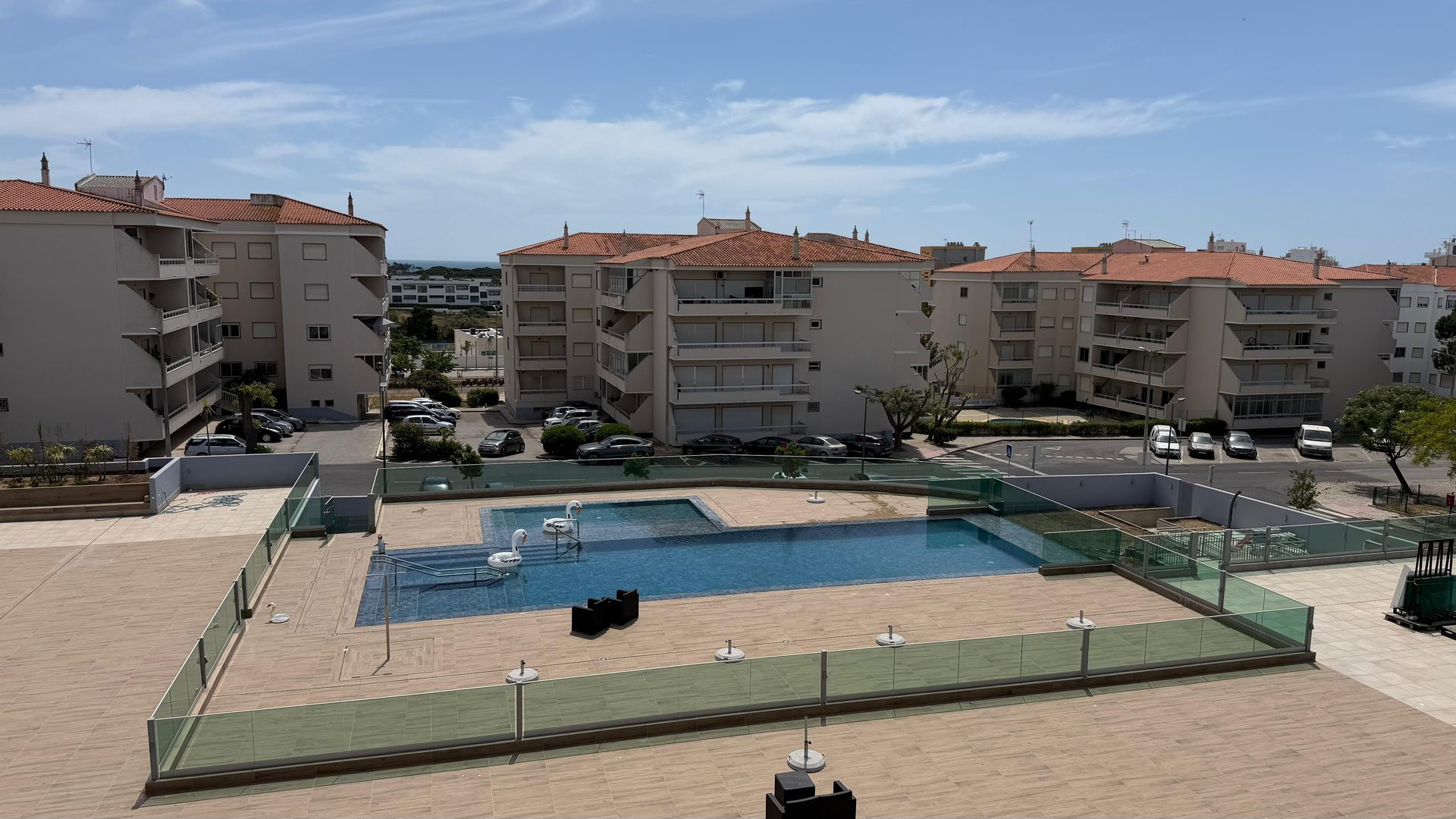 Piscina do condomínio